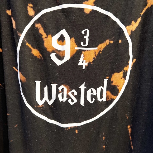 L - H&M - Harry Potter, 9 3/4’s Wasted Black, T Shirt - Picture 3 of 8